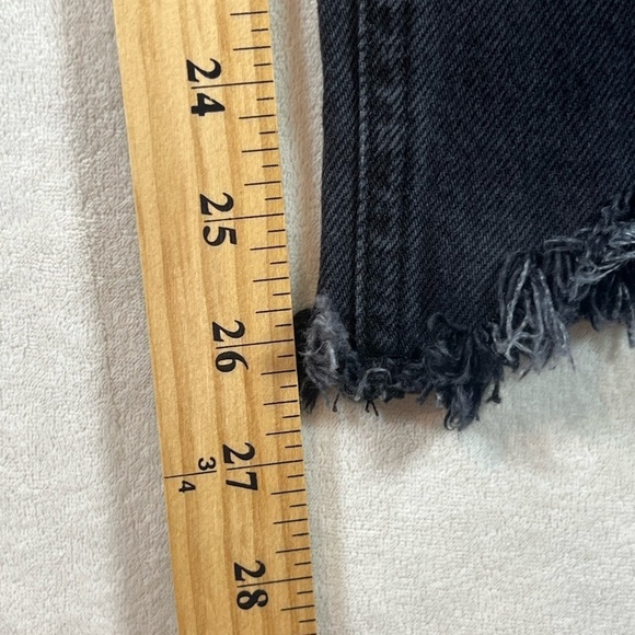 We the Free Size 26 Free People Black Distressed Straight Leg Denim Jeans EUC - Picture 11 of 12